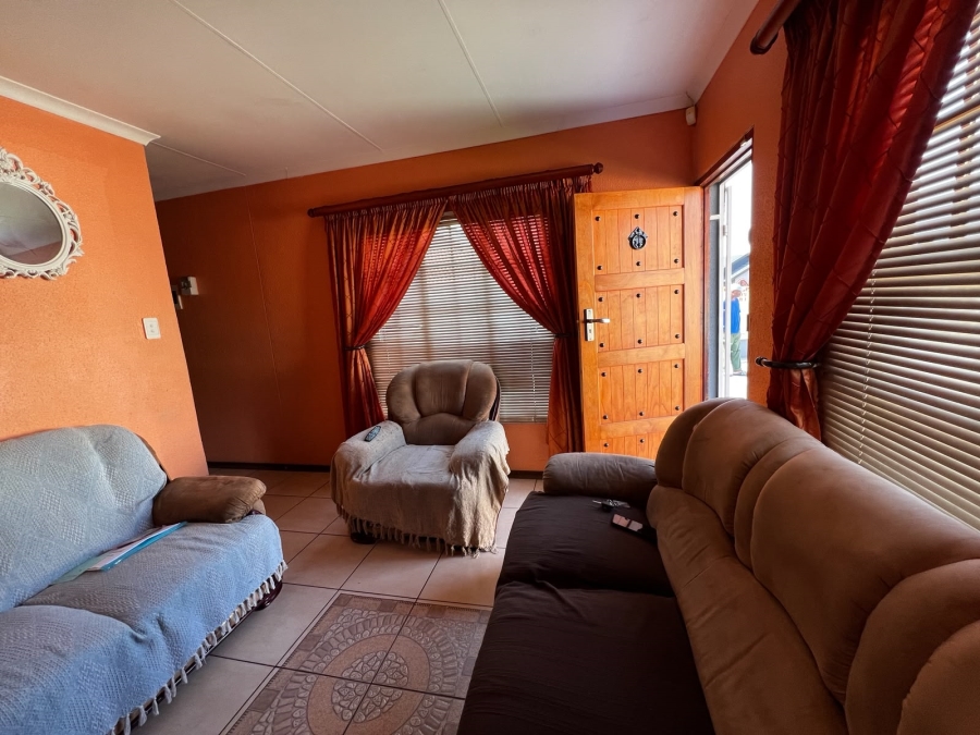 3 Bedroom Property for Sale in Tlhabane West North West